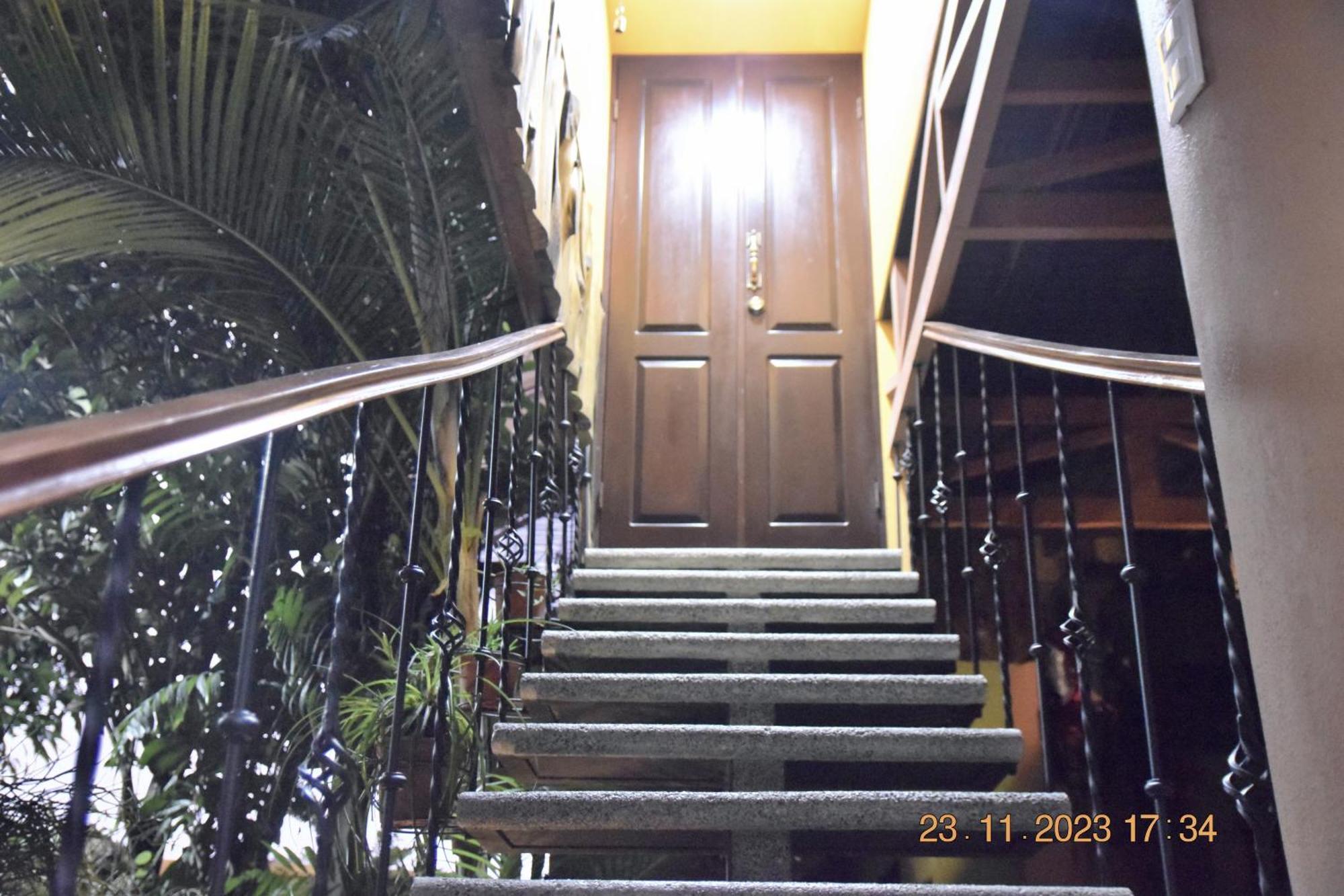 埃雷迪亚Casa Cora公寓 外观 照片